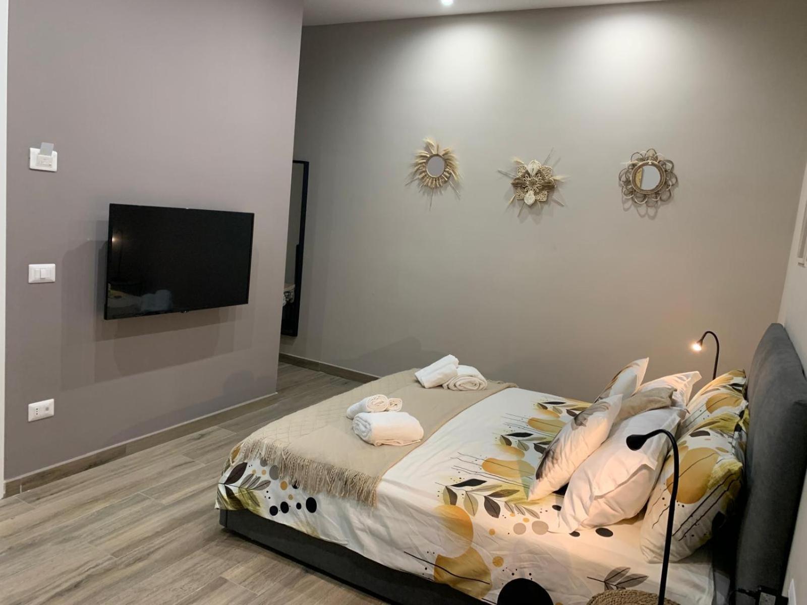 La Casa Di Bianca - Modern Suites Near Plebiscito Naples Exterior photo